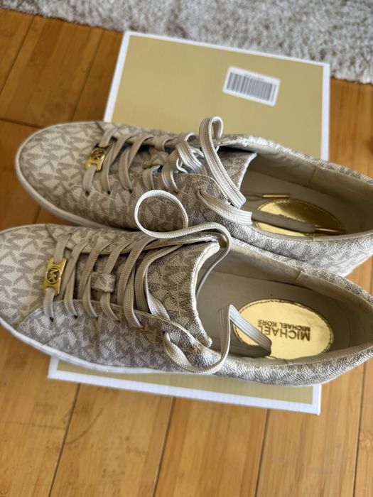 Michael Kors  39номер