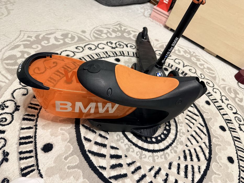 Самокат детский BMW с багажником