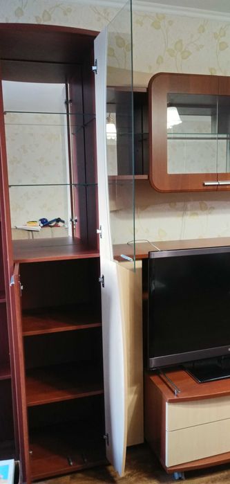 Продажа стенки в гостиную комнату