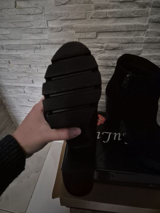 Зимни боти размер 36