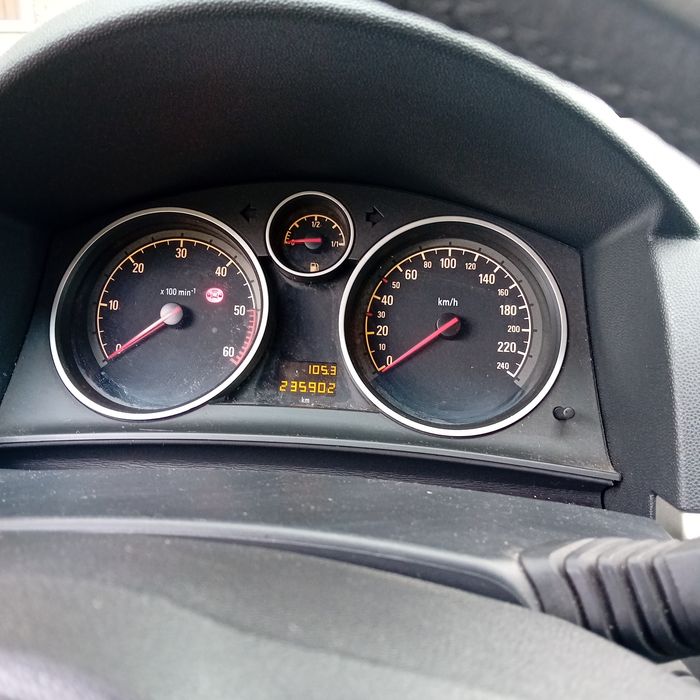 Vind opel astra h 1.9 cdti