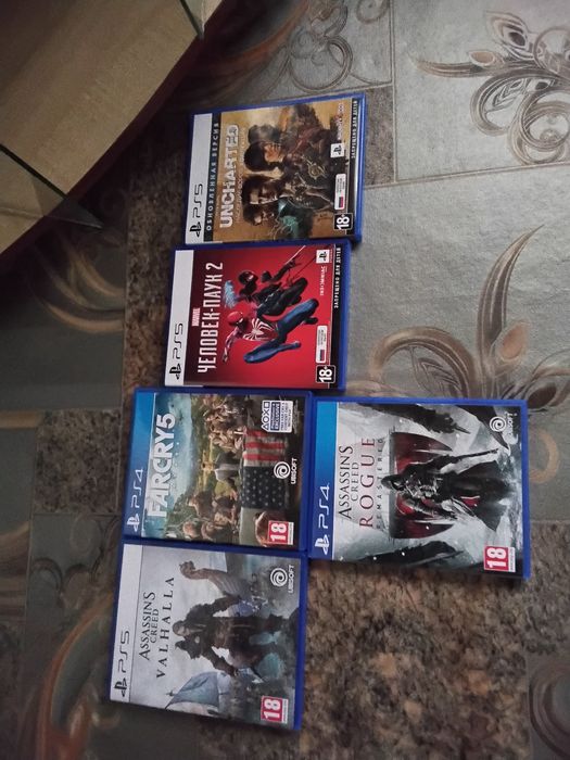 Продаю пс 5 слим и игры