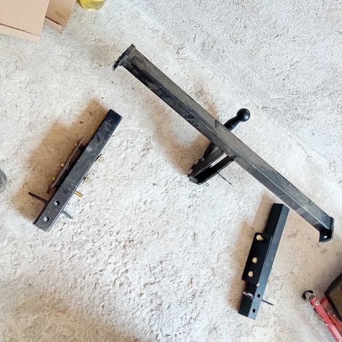 Теглич за кия каренс 2 НОВ