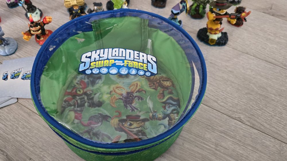 Skylanders фигурки и чантичка (Swap Force и Trap team). гр. София ...