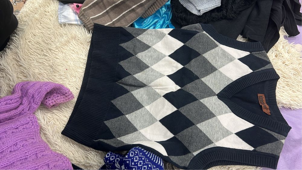 Вещи много! Школьная форма для девочек и мальчиков