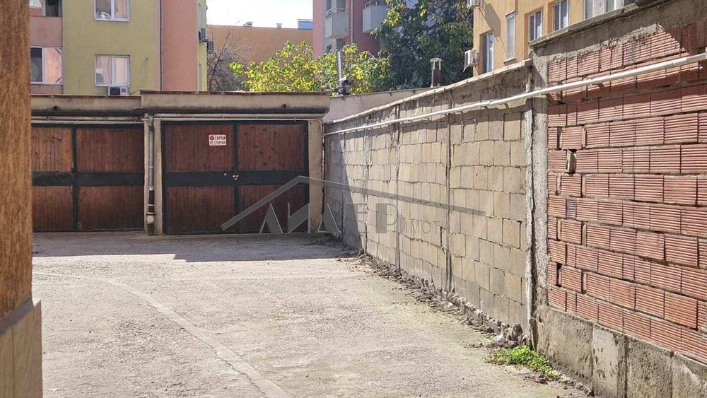 Дава се под наем Гараж / Паркомясто в Пловдив, Кършияка - 30 кв.м за 86.7 € - Снимка #3