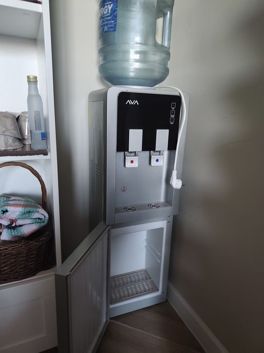 Продам диспенсер