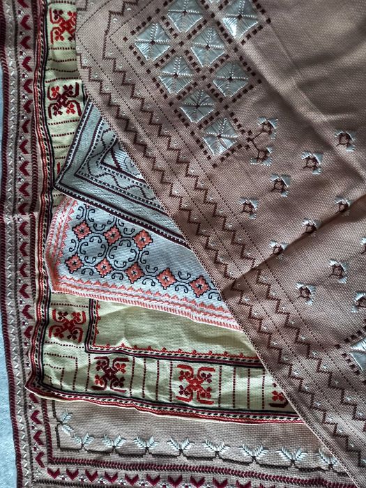 Бродирани карета/ кърпи