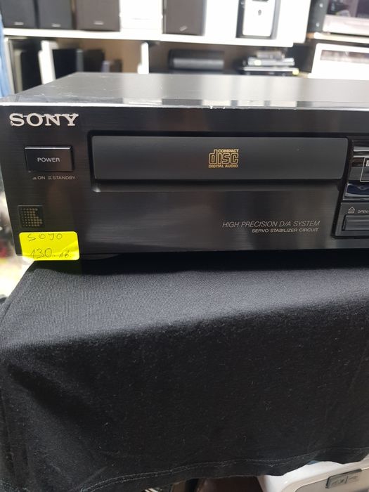 SONY COMPACT DISC PLAYER CDP-391 купена  от Франция