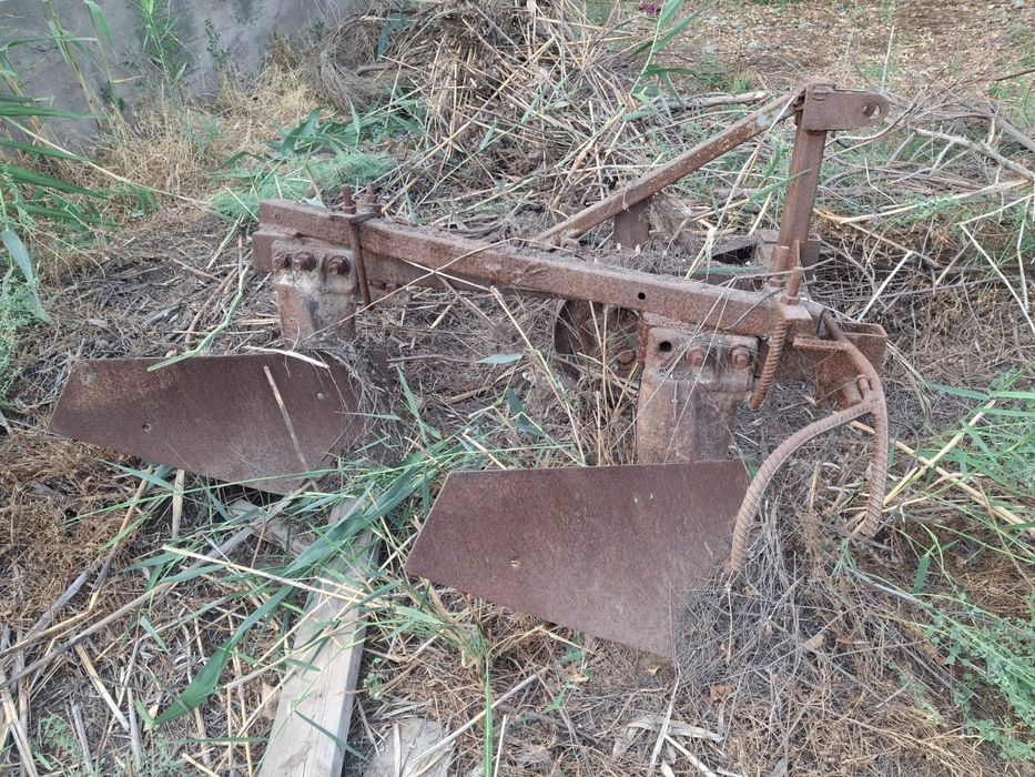 Плуг для трактора белорус