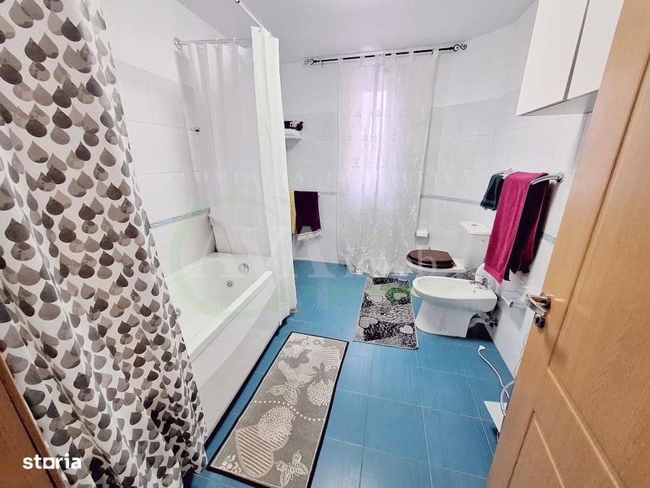 Casa moderna P+1 in Magura,  teren 421 mp, la 10-12 min de Bacau
