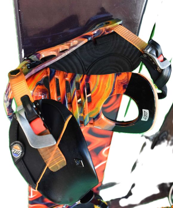 Placa snowboard Nidecker Wood-core AXYS 155cm, cu legaturi K2 LIEN