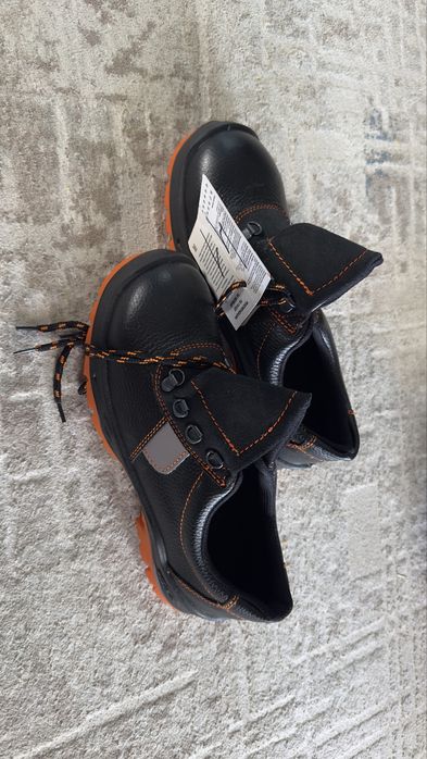 Рабочие. ботинки