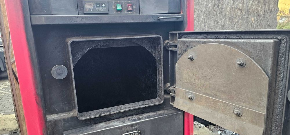 Centrala termica pe lemne cu gazeificare