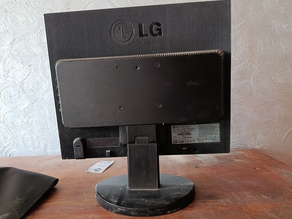 Монитор Lg Flatron