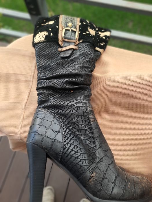 Женские.Демисезонные сапоги.