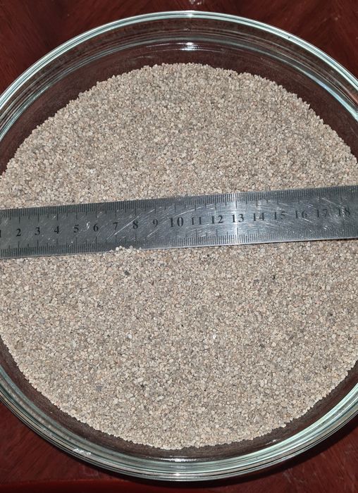 Кварцевый песок, полевой шпат, парашок