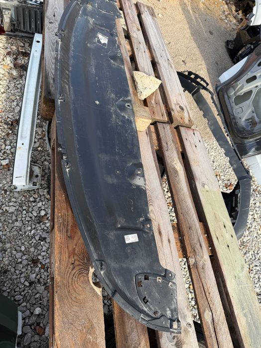 Кора под предна броня/ кора под двигател Audi E-Tron  Q4