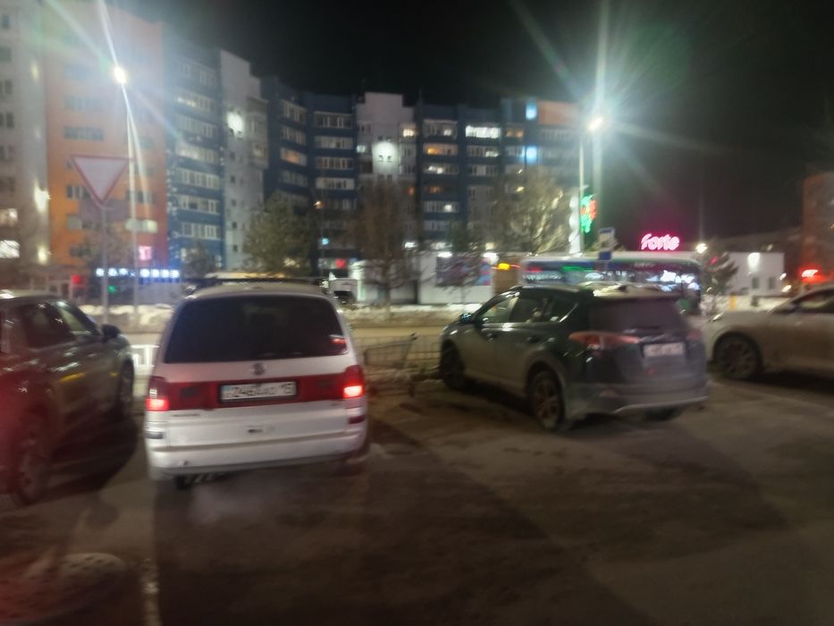 Продам Sharan 1.8Turbo