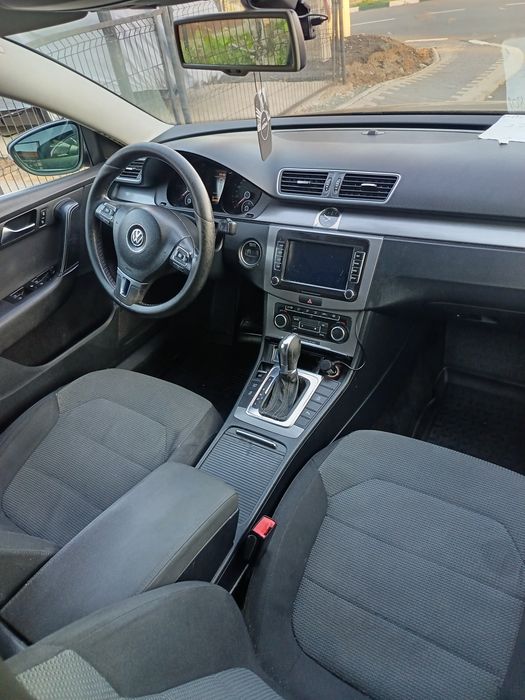 VOLKSWAGEN Passat 2011 — imagine 4