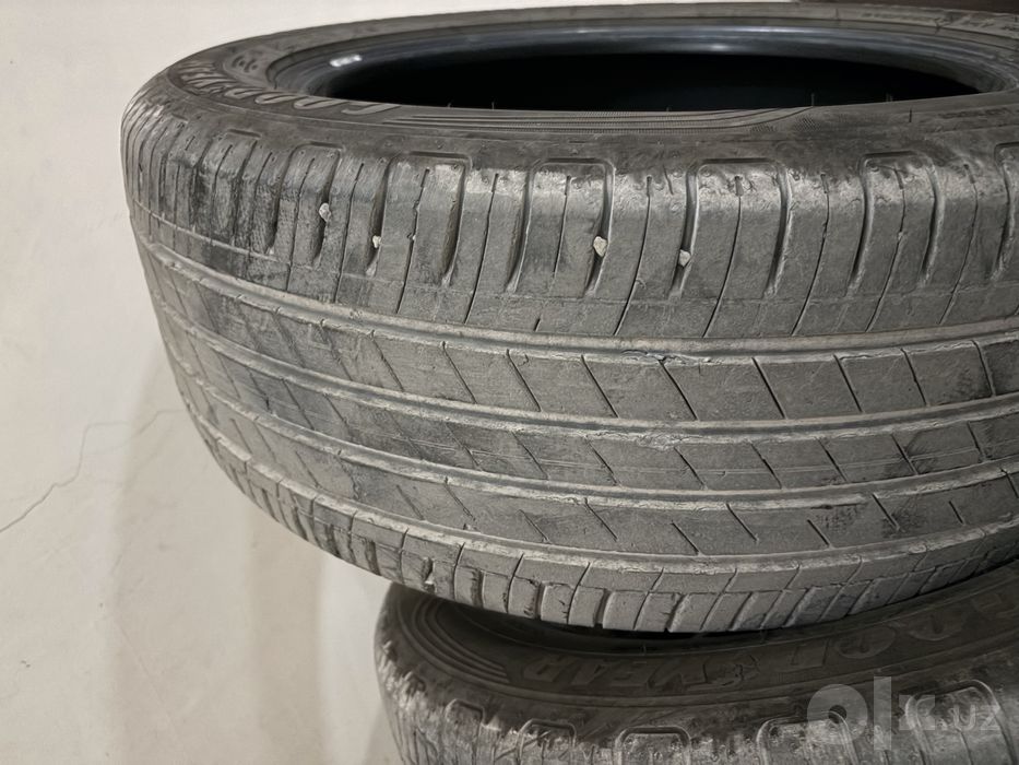Balon Treker 2 Goodyear 215/55/R17