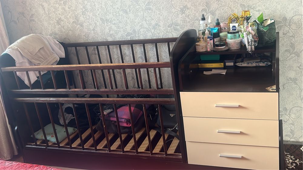 Детская кроватка