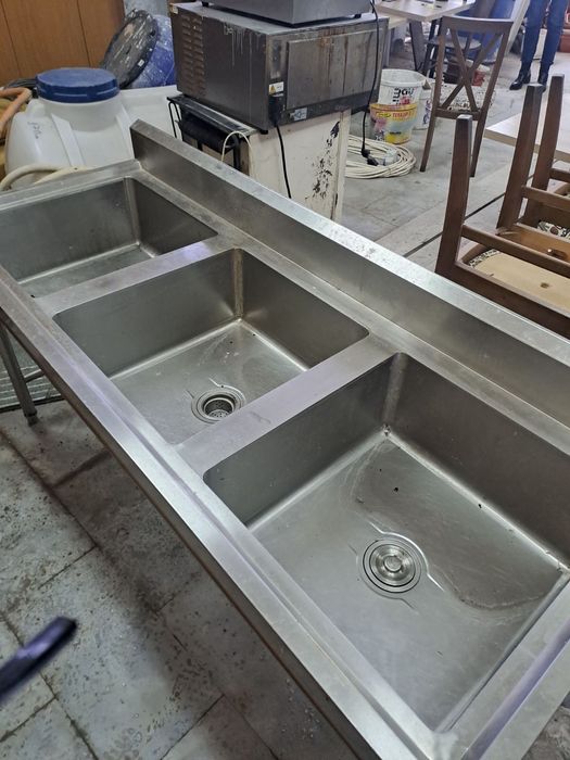 Тройна мивка неръждавейка