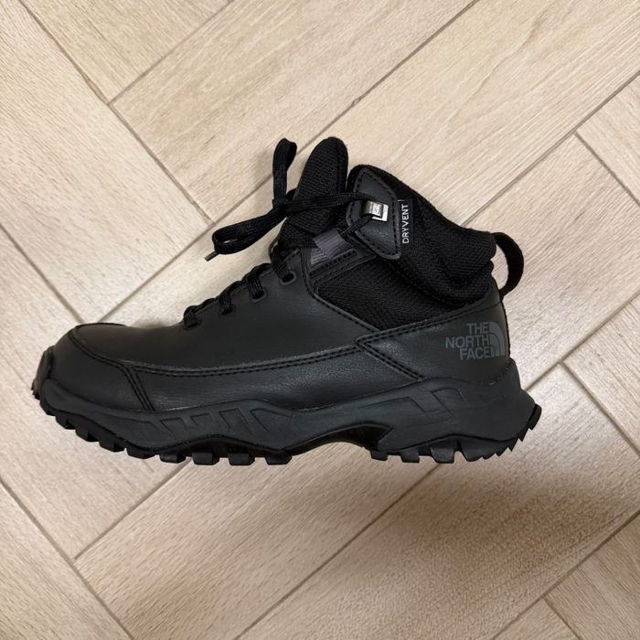 Продам The north face