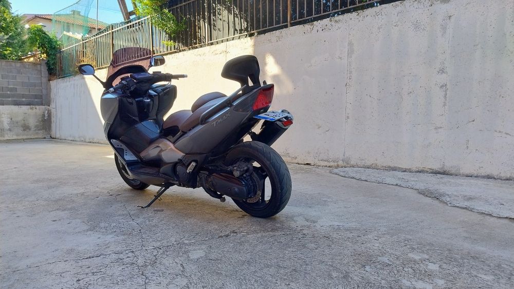 Yamaha T-max 500