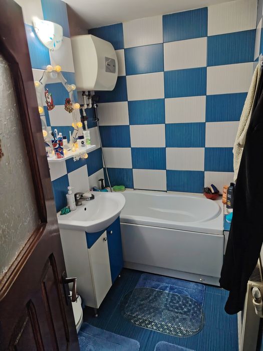 Apartament cu 3 camere 2 băi 2 balcoane