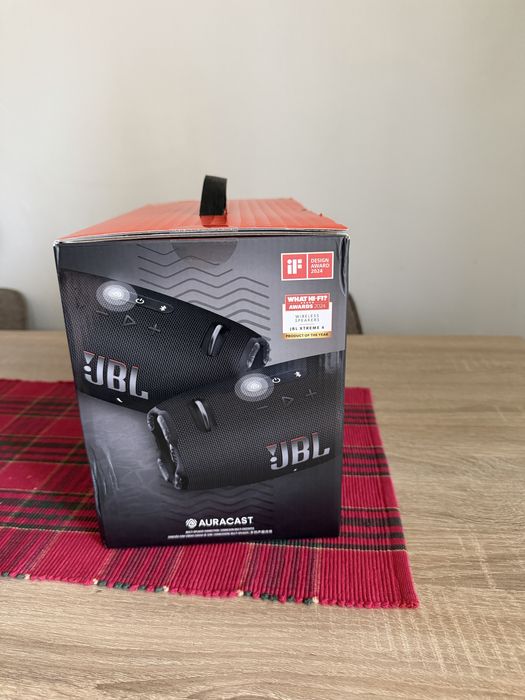 Vand Boxa JBL Extreme 4 ,nouă sigilata garantie 2 ani cumparata din Germania