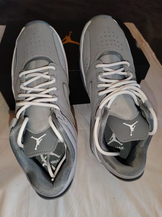 Adidas Jordan  noi la cutie