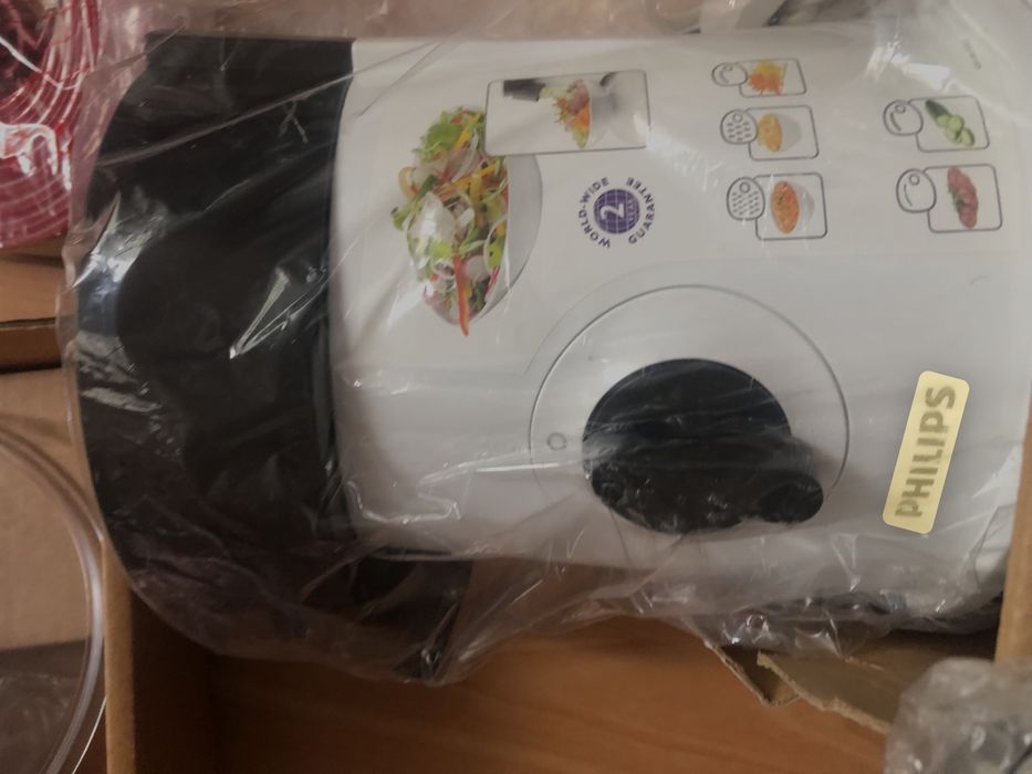 Robot bucătărie bucătărie feliator Philips Viva collection  HR1387 , la cutie nefolosit