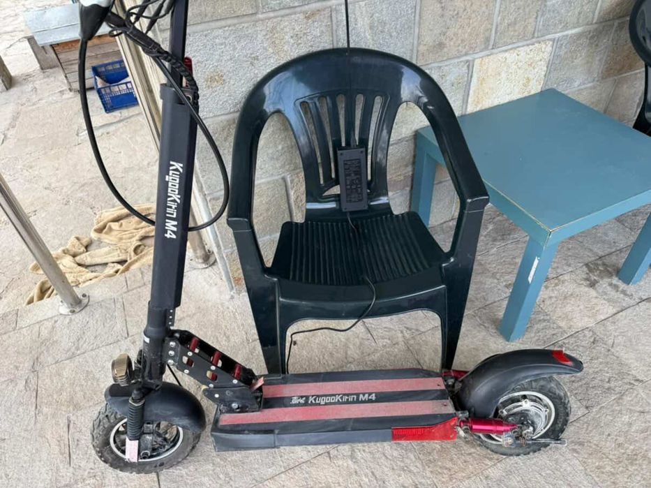 Електрическа Тротинетка  kugoo kirin M4