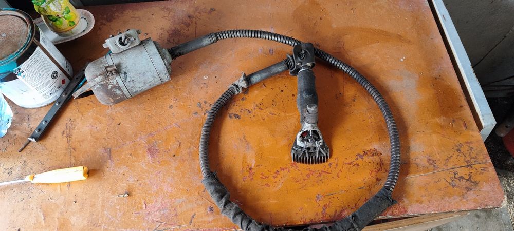 Продаю машинка тригальная 380вольт