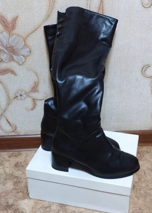 Продам сапоги зимние размер 39