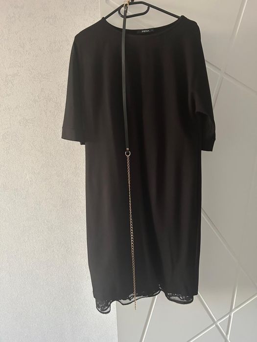 Продам платье брендовое