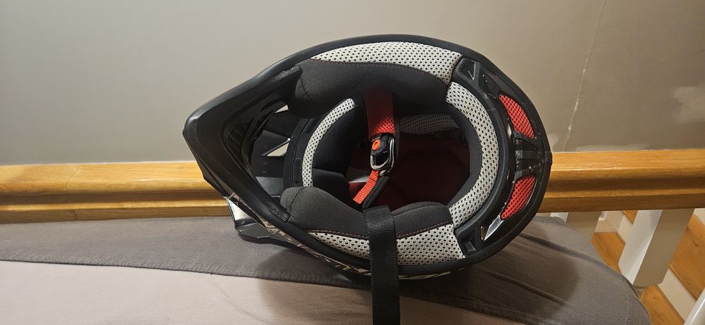 Vând casa motor copii