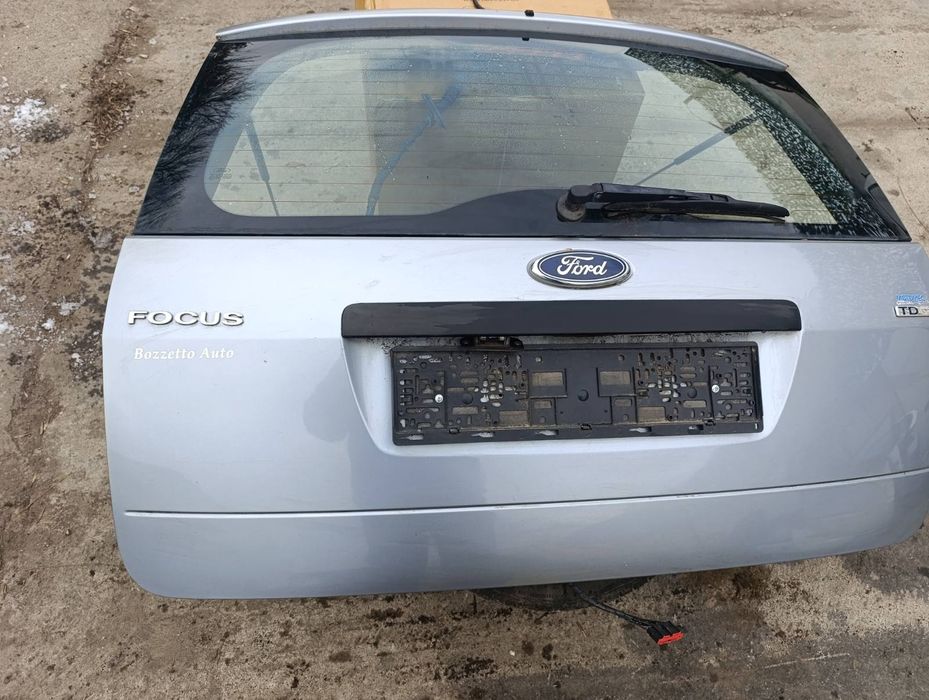 Заден капак / пета врата за Форд Фокус / Ford Focus комби 2006г