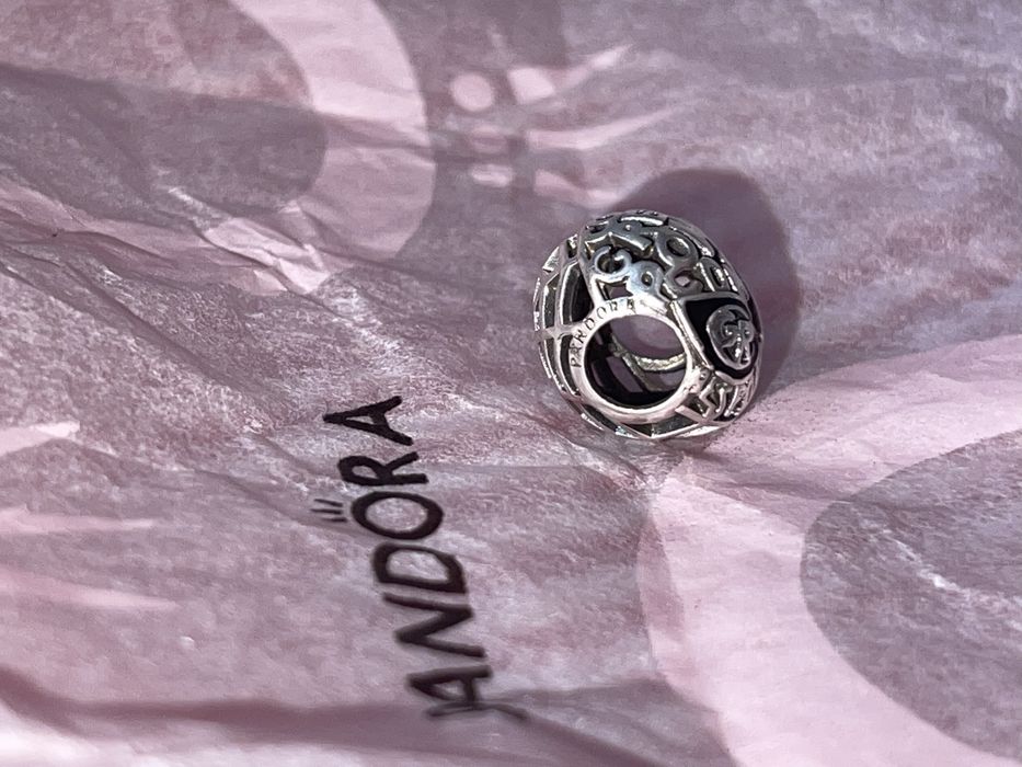 Шарм Pandora Spider-man серебряный