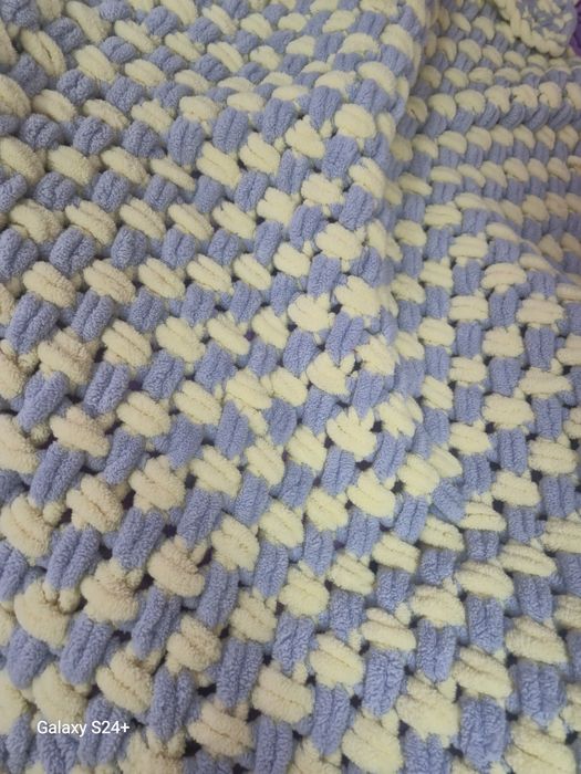 Вязаный плед 80х100