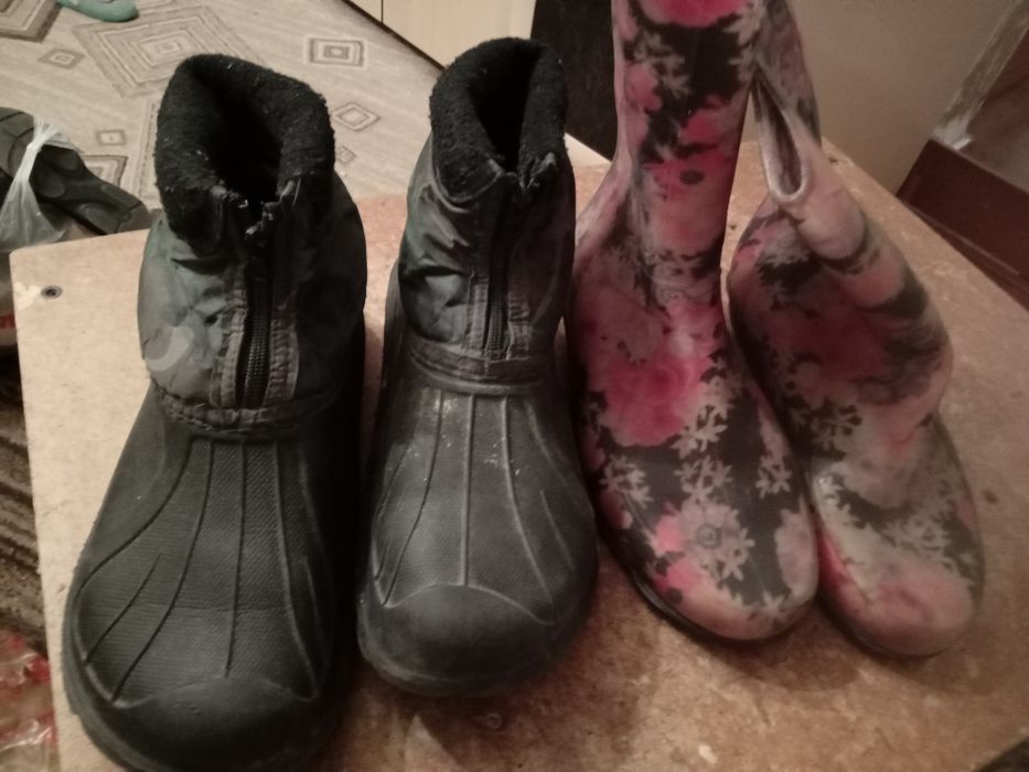 Обувь разная обмен на сладкое