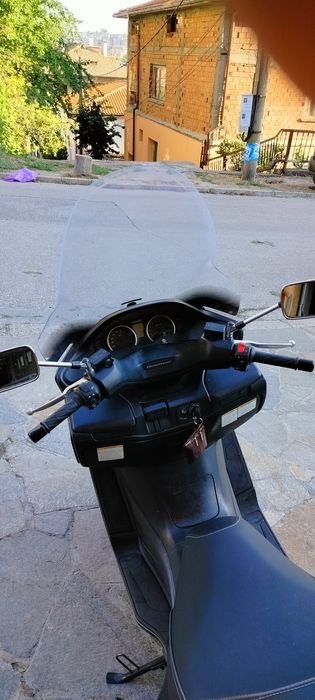 Suzuki Burgman 400 K7