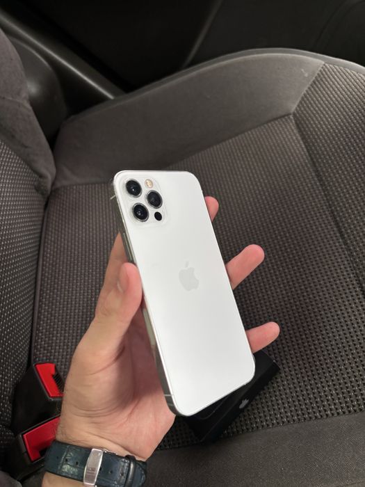 iPhone 12 pro iphone 11 pro gold