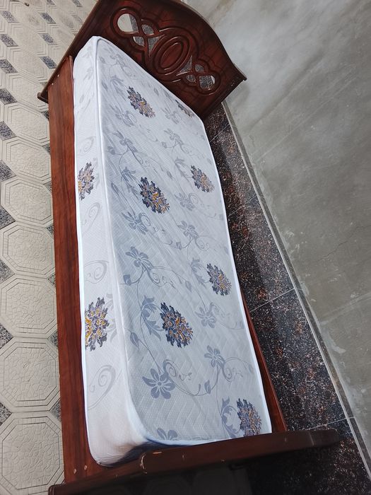 Кровать одна спальня