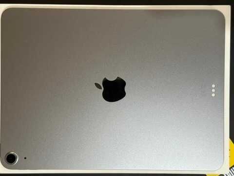 iPad Air 11 2026 128 Gb WiFi 7 M4 garantie 03.2028 pelicula de protectie si cover
