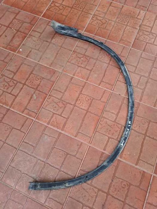 Overfender bandou dreapta fata Nissan Infiniti an 2003-2008