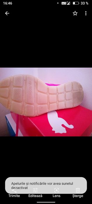 Vând adidași adidas