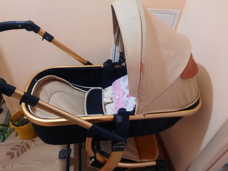 Коляска  для ребёнка до 3 лет