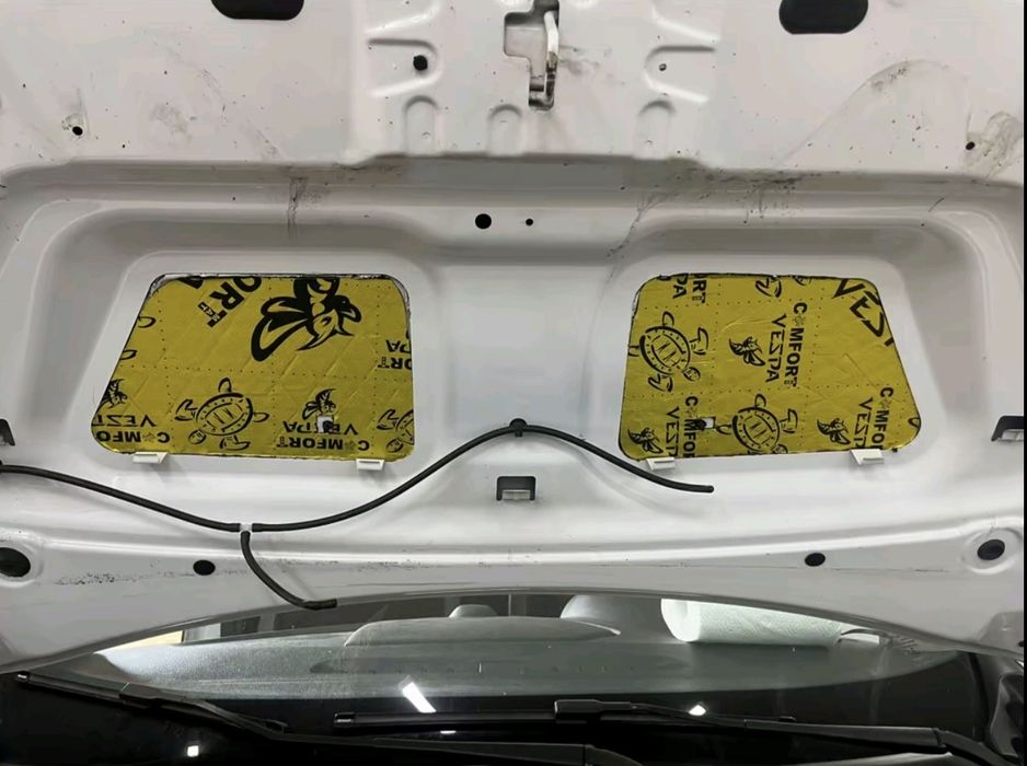 Insonorizare Auto Profesională – Materiale Premium + Montaj Inclus